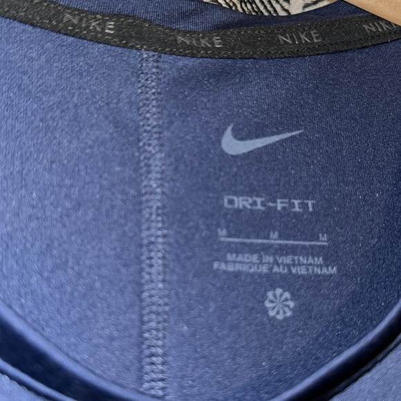 Blue Nike Top - Picture 4 of 4